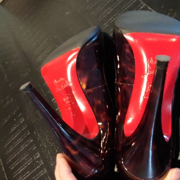Authentic Christian Louboutin Decolette 100s. - Picture 7 of 8